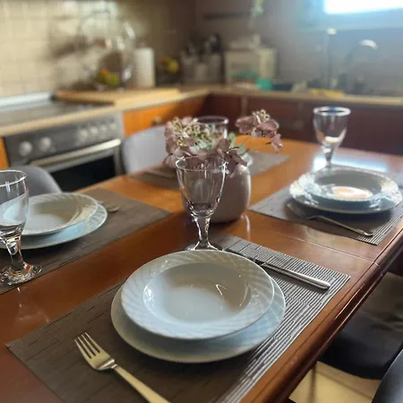 Apartman Dana's Haráki